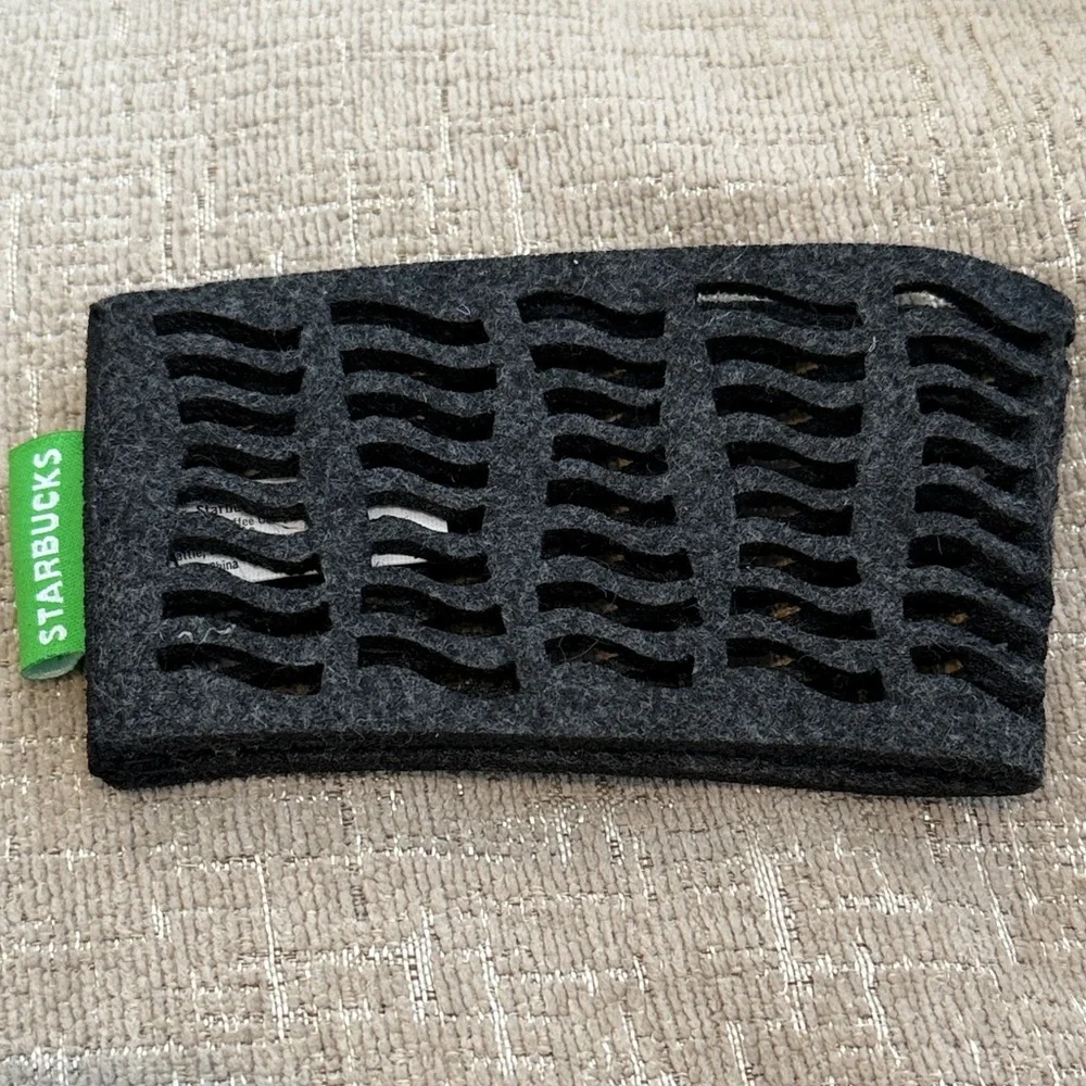 Starbucks Reusable Coffee Cup Sleeves Bundle of 3 Holiday Red Green Zig-Zag